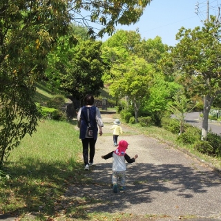 今月のひとコマ（お散歩大好き！！）