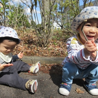 今月のひとコマ（戸外遊び楽しいね！）