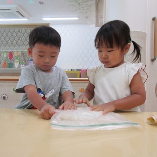 今月のひとコマ（五平餅作り）